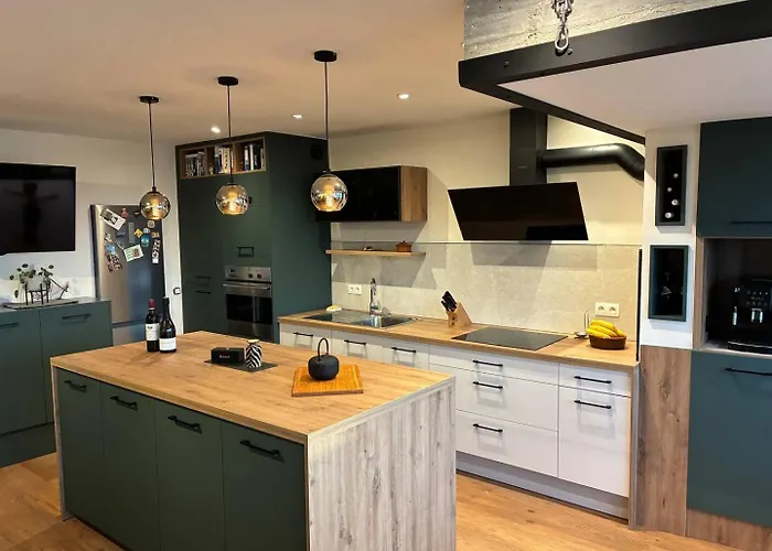 Location De Sdb Cuisines בית אירוח שרלרואה